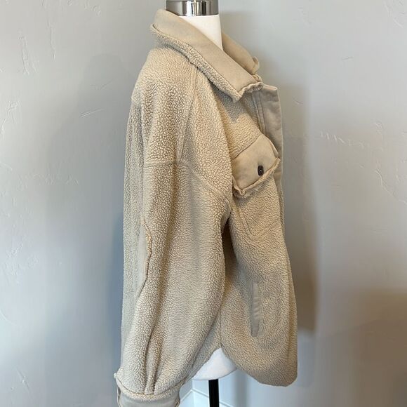 Blue Buttercup Shacket   - Picture 4 of 9